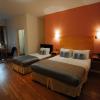 coach house hotel