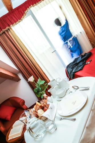 sartoris hotel