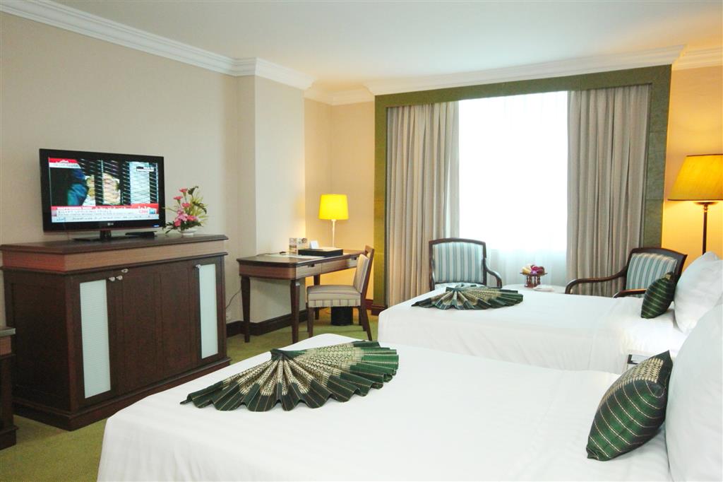 golden tulip sovereign hotel bangkok