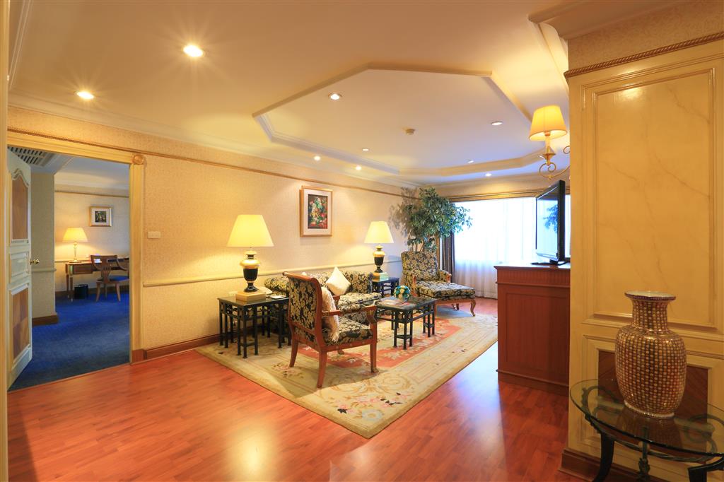 golden tulip sovereign hotel bangkok