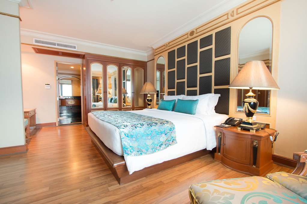 golden tulip sovereign hotel bangkok