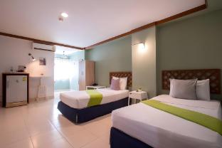 collection o howard square boutique hotel