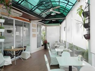 collection o howard square boutique hotel