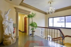 the spring hotel
