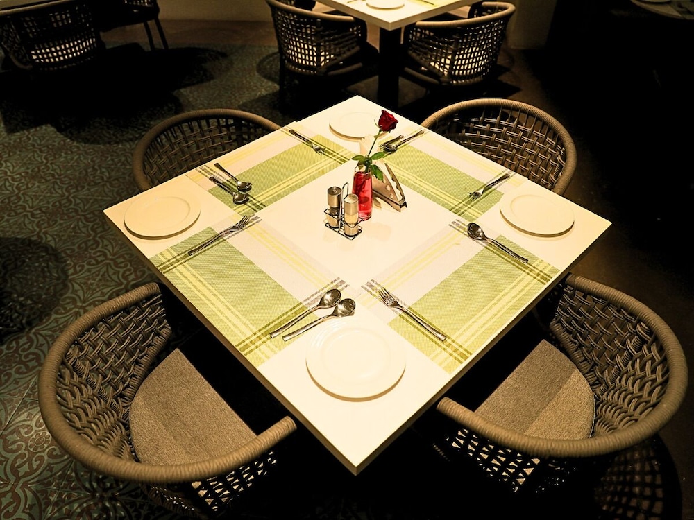 d r utthama nellore am hotel kollection