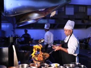 d r utthama nellore am hotel kollection