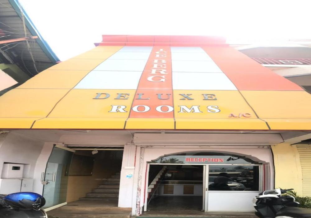 ice berg deluxe lodge