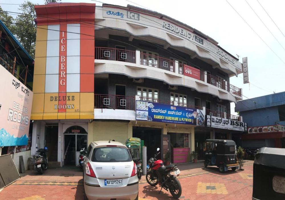 ice berg deluxe lodge