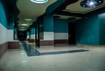 Hotel City Square,,2 star