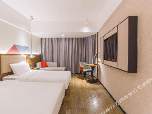 borrman hotel hezhou lingfeng plaza
