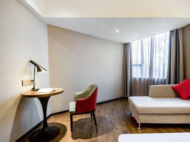 borrman hotel hezhou lingfeng plaza