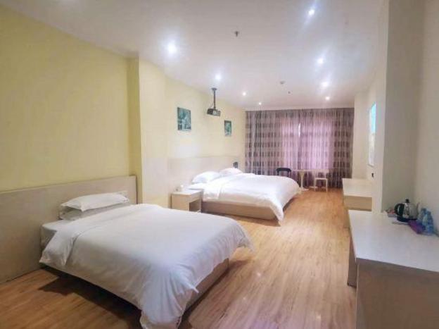 borrman hotel hezhou lingfeng plaza