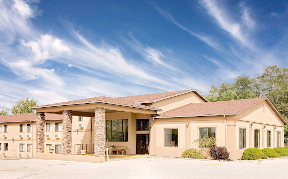 Days Inn By Wyndham Boonville,Columbia>>Boonville,2 star