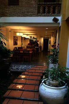 Halo Hotel,23 Thu Khoa Huan Street, Ben Thanh Ward,4 star