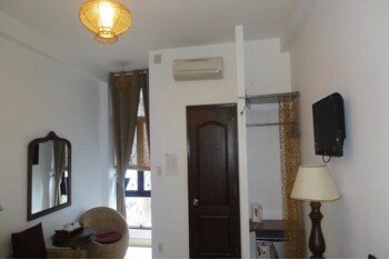 Halo Hotel,23 Thu Khoa Huan Street, Ben Thanh Ward,4 star