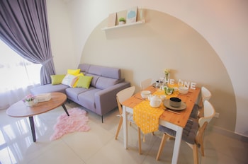 meridin medini jb city homestay