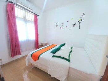 homestay jogja 4 kamar tidur full ac dekat gembiraloka