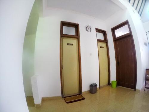 homestay jogja 4 kamar tidur full ac dekat gembiraloka
