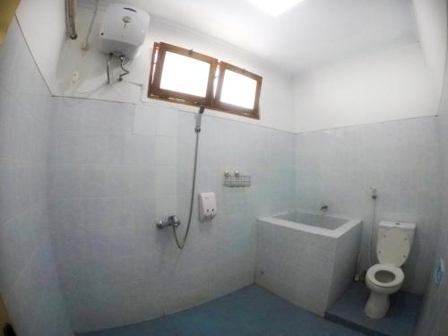 homestay jogja 4 kamar tidur full ac dekat gembiraloka