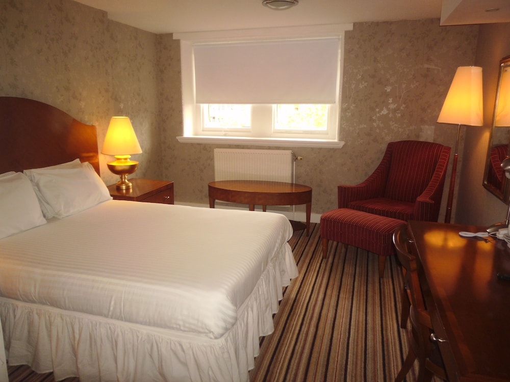 sir thomas hotel