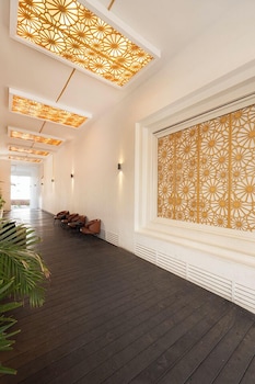 c hotel eilat