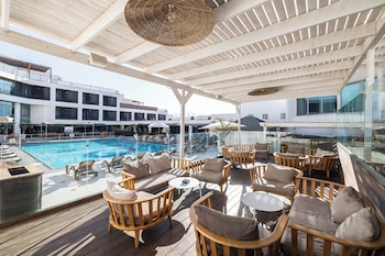 c hotel eilat