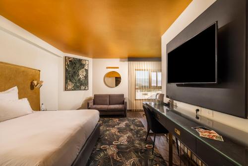 c hotel eilat
