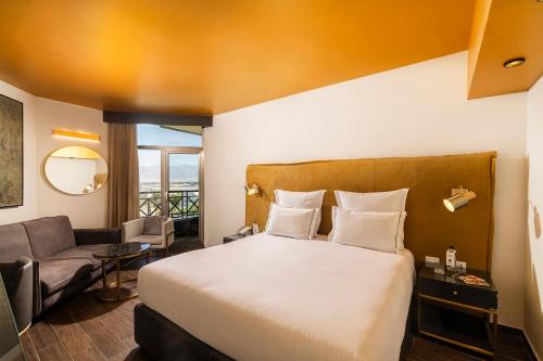 c hotel eilat