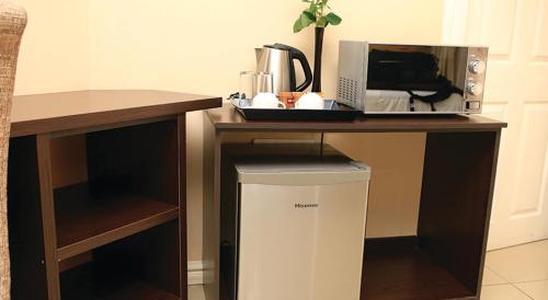 bayside hotel 97 russell street