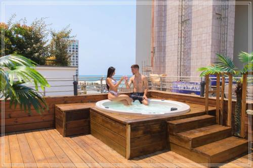 tlv 88 sea hotel