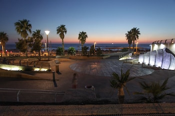 tlv 88 sea hotel