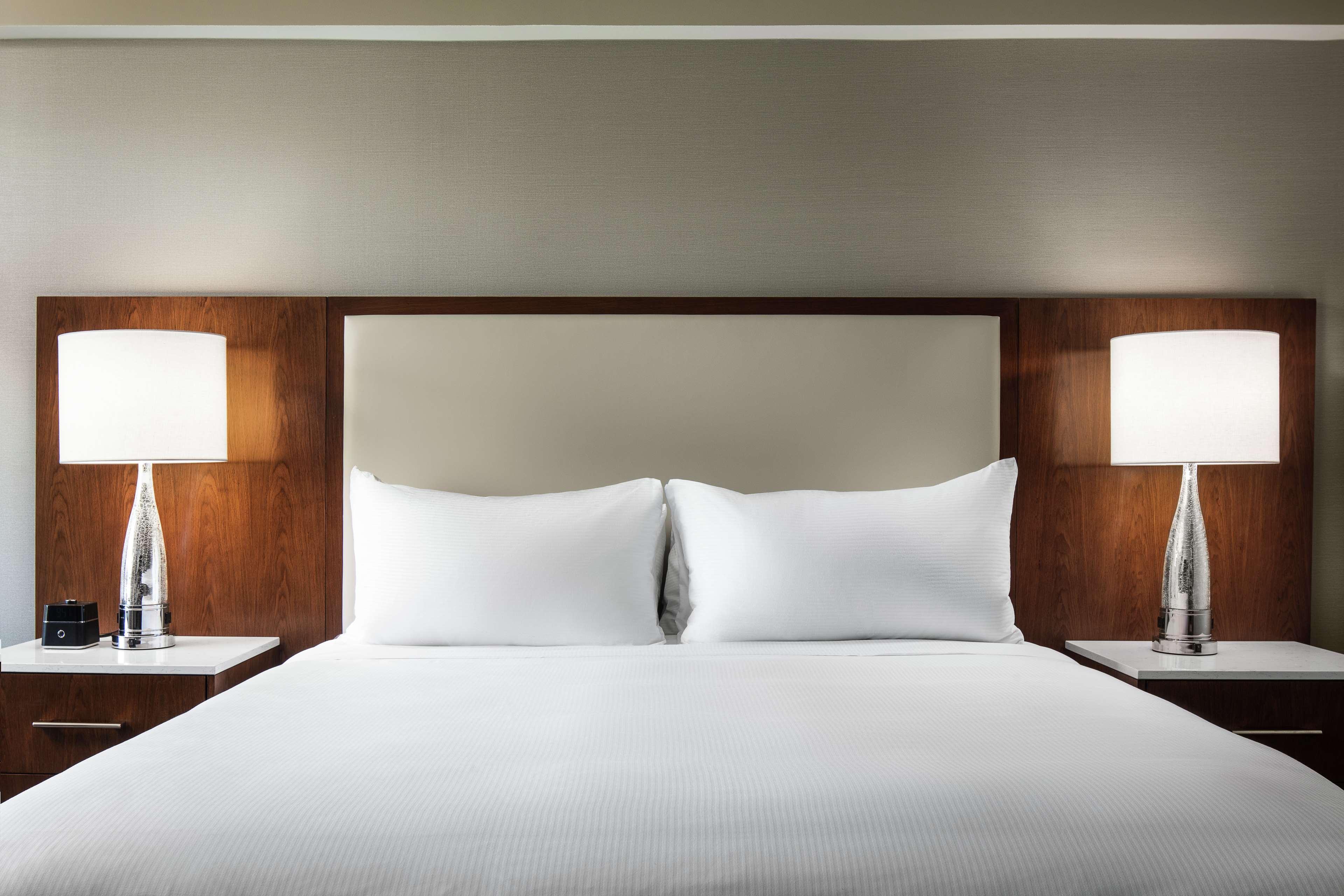 hilton boston logan airport