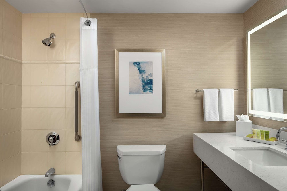 hilton boston logan airport
