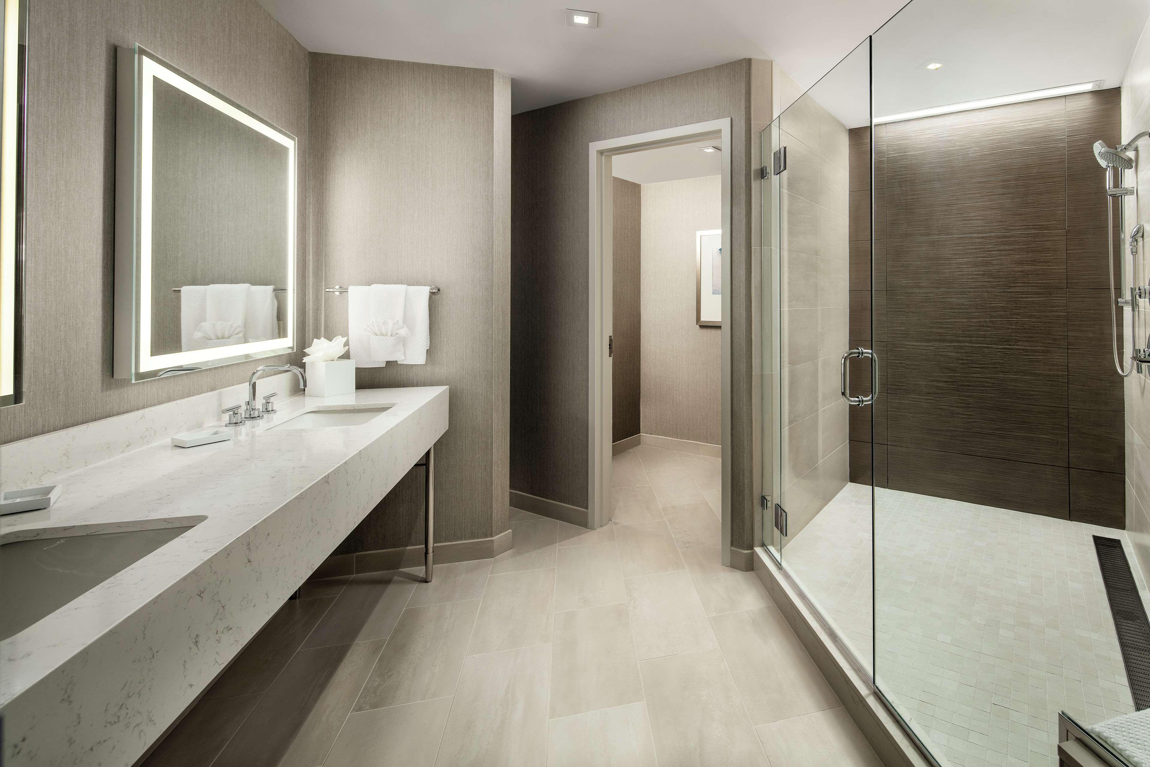 hilton boston logan airport