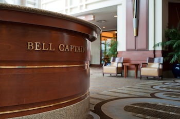 Hilton Boston Logan Airport,Downtown Boston>>Boston,4 star