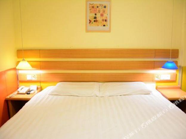 home inn taiyuan zhonglou street liuxiang food street store