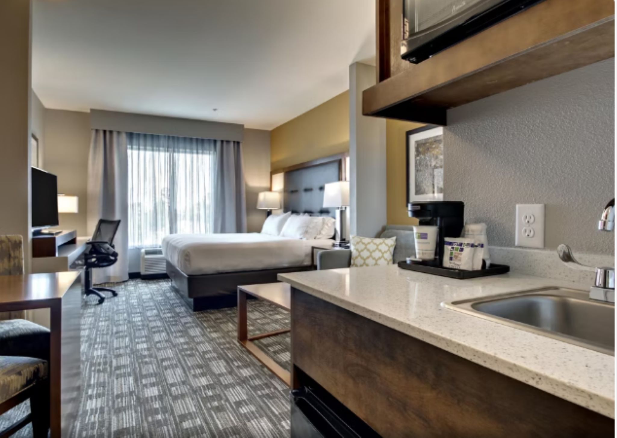 holiday inn express hotel and suites albany by ihg