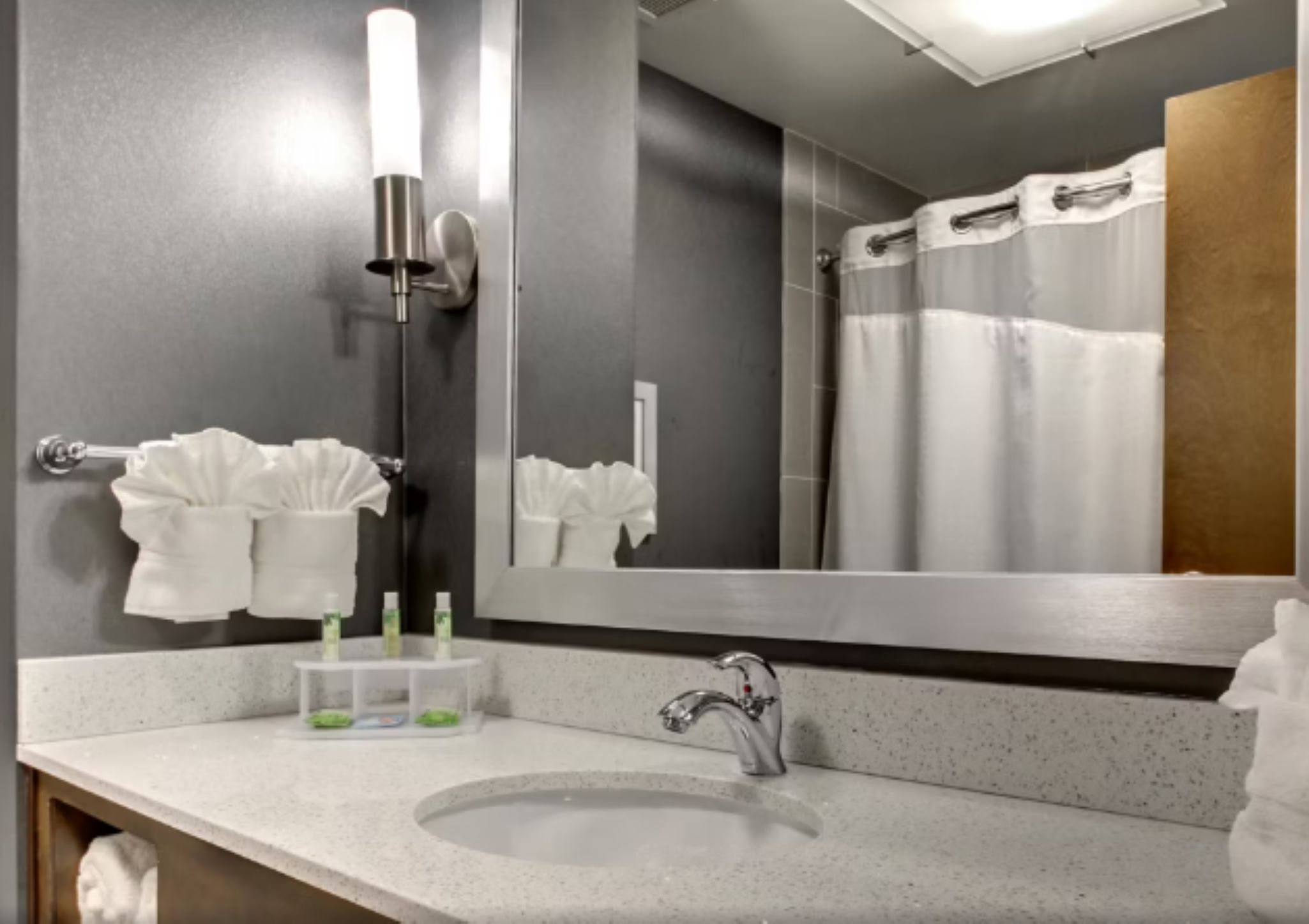 holiday inn express hotel and suites albany by ihg