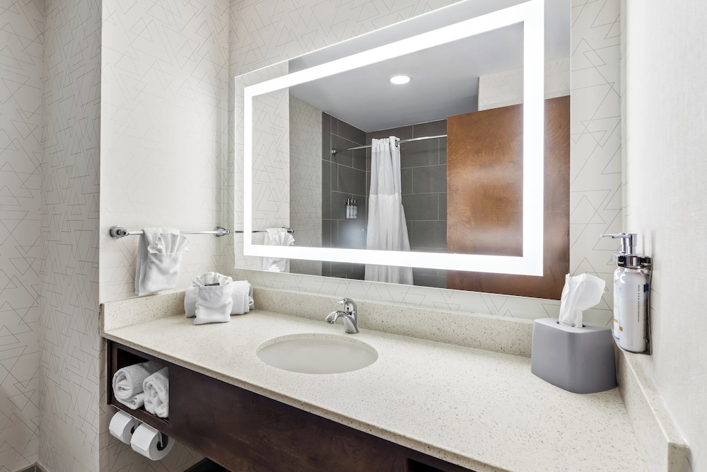 holiday inn express hotel and suites albany by ihg