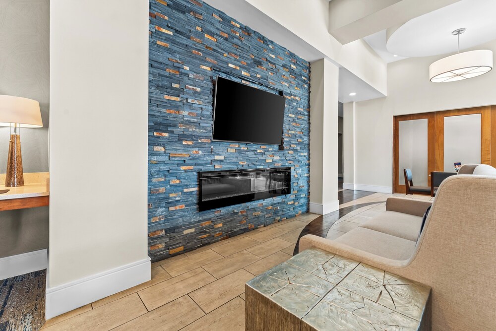holiday inn express hotel and suites albany by ihg