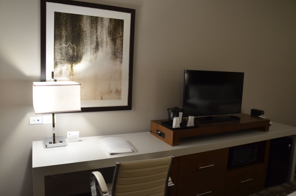 holiday inn express hotel and suites albany by ihg