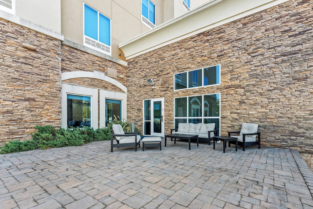 holiday inn express hotel and suites albany by ihg
