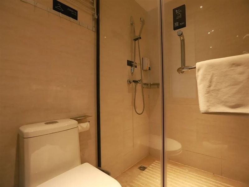 city comfort inn qingyuan qingcheng middle school