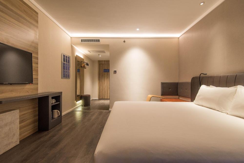 hanting premium hotel xian xibu avenue industrial park