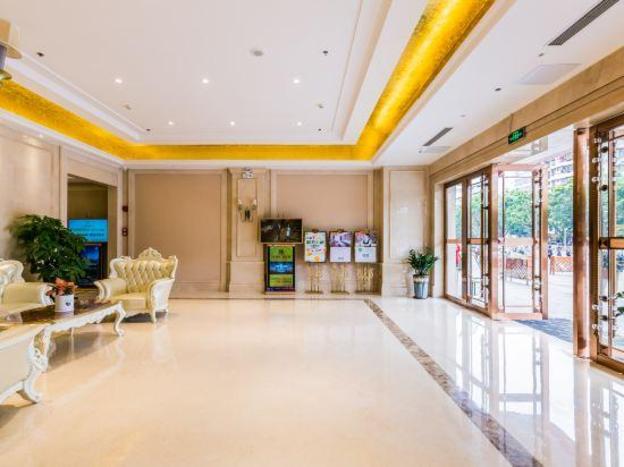 vienna international hotel zhaoqing center lake view