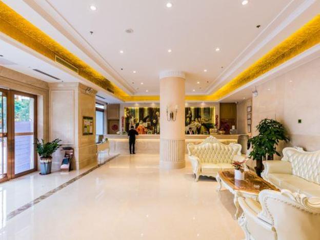 vienna international hotel zhaoqing center lake view