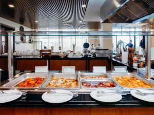 mantis kivu marina bay hotel