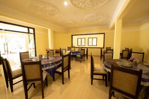 sugam resort and convention centre