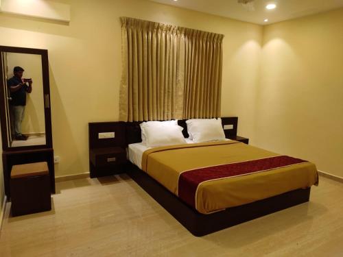 sugam resort and convention centre