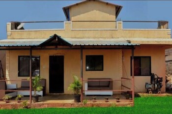 savitri bungalow 3bhk